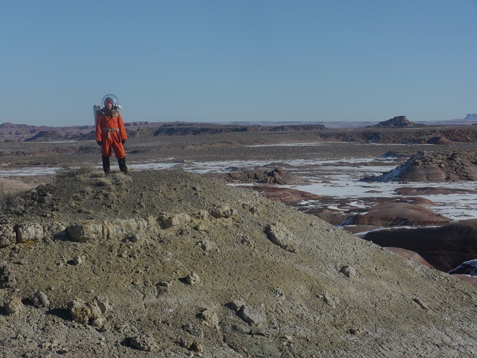 Mock Mars Mission: How to Suit Up for a 'Marswalk'